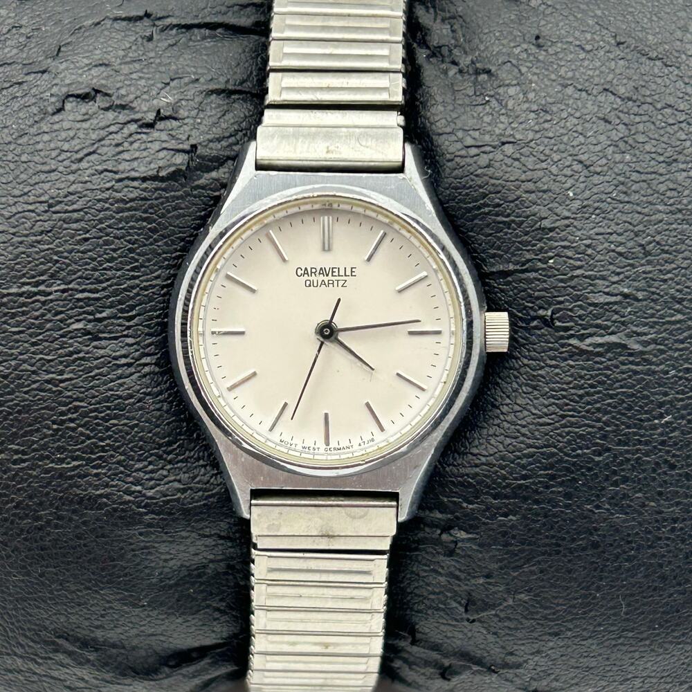 Vintage Caravelle Silver Tone Women’s Quartz Watch Working New Battery